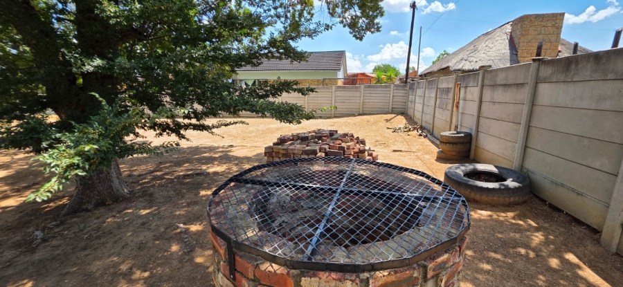 4 Bedroom Property for Sale in Collerville North West